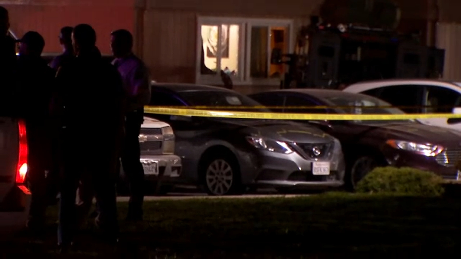 Suspect killed after shootout with Tulare County deputies at Ivanhoe ...