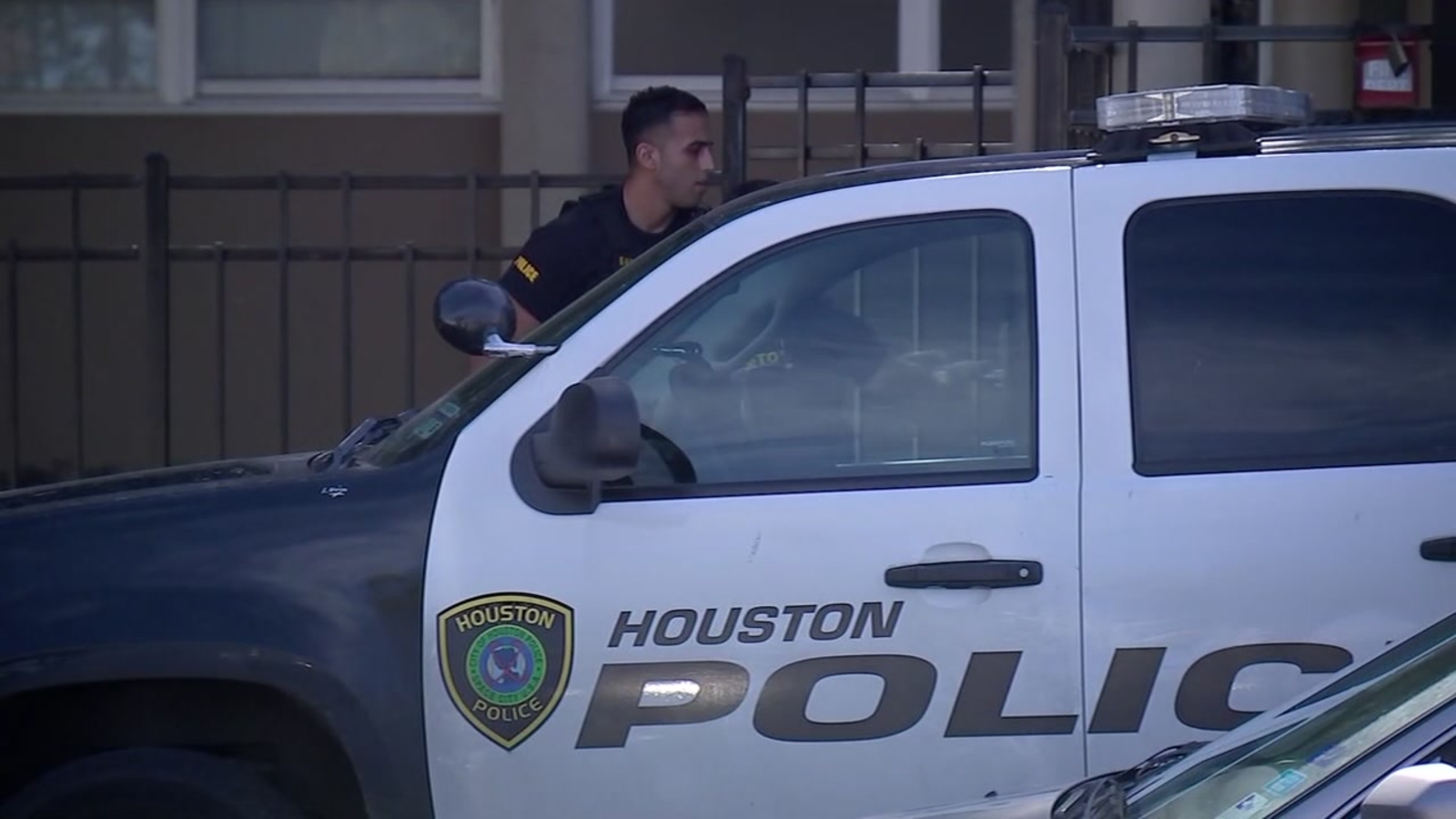 Wisdom HS locked down after report of gun on campus - ABC13 Houston