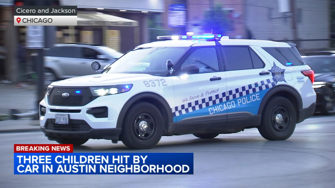 3 teen girls struck by vehicle on West Side: CPD