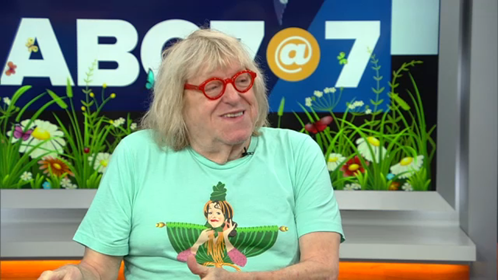 Emmy-award winning writer Bruce Vilanch talks new book about worst shows he wrote for