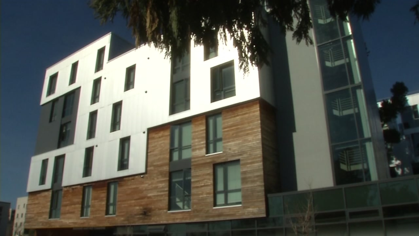 Affordable housing options in Berkeley scarce for Cal students looking