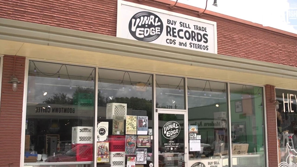 Vinal Edge celebrates 40 years spinning records