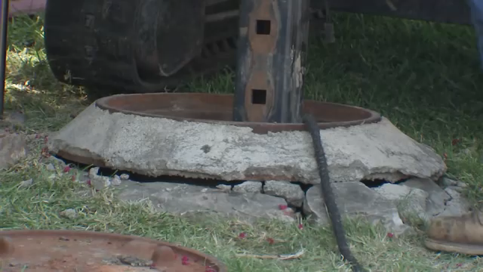 Construction workers find fetal remains in sewer system, HFD says