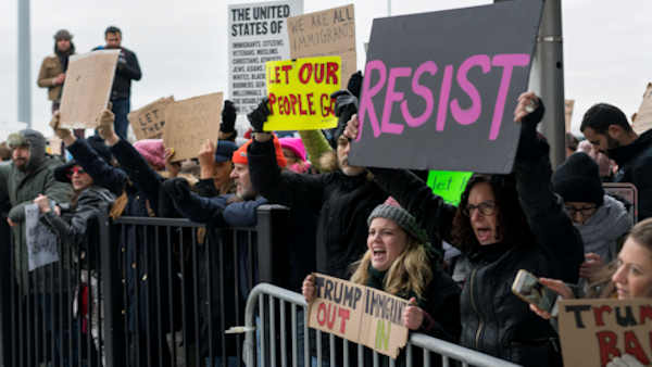 Federal judge in Brooklyn grants stay of executive order on immigration