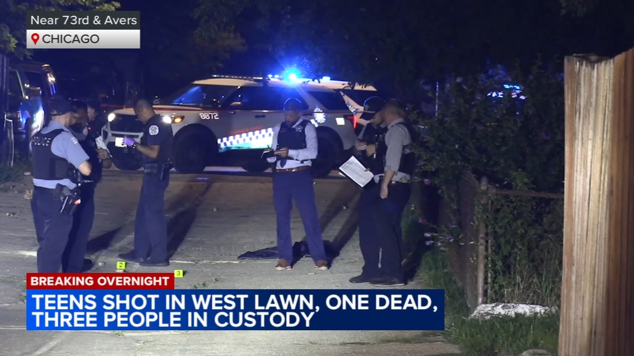 
2 teens shot, 1 fatally, in West Lawn, CPD says
