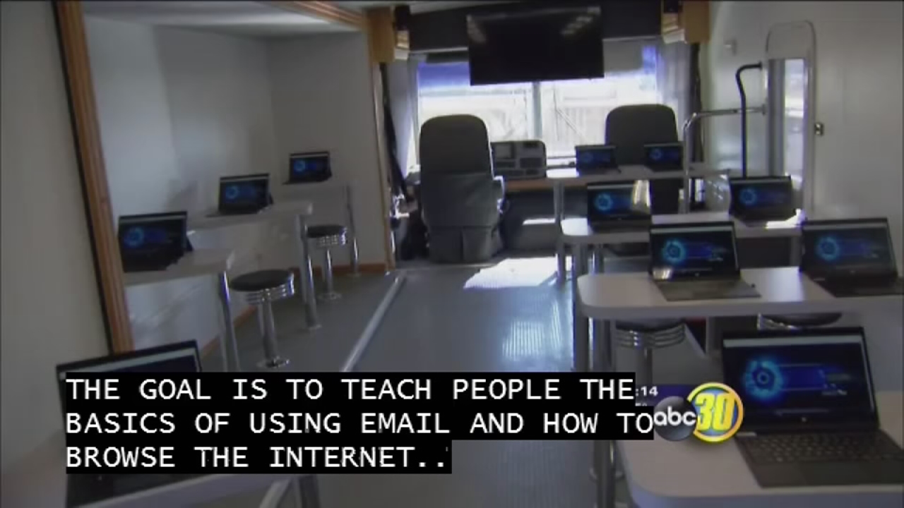 Fresno County Library deploys Digibus to teach people computer skills
