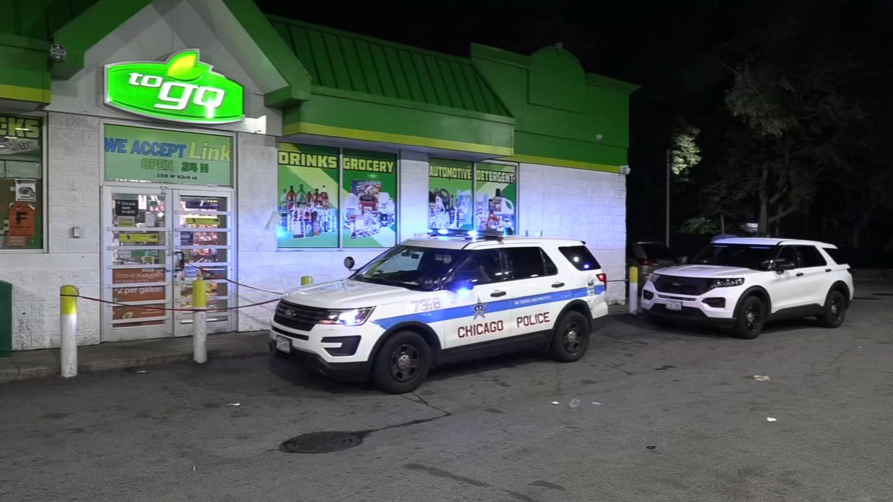 71-year-old stabbed to death in Englewood, police say