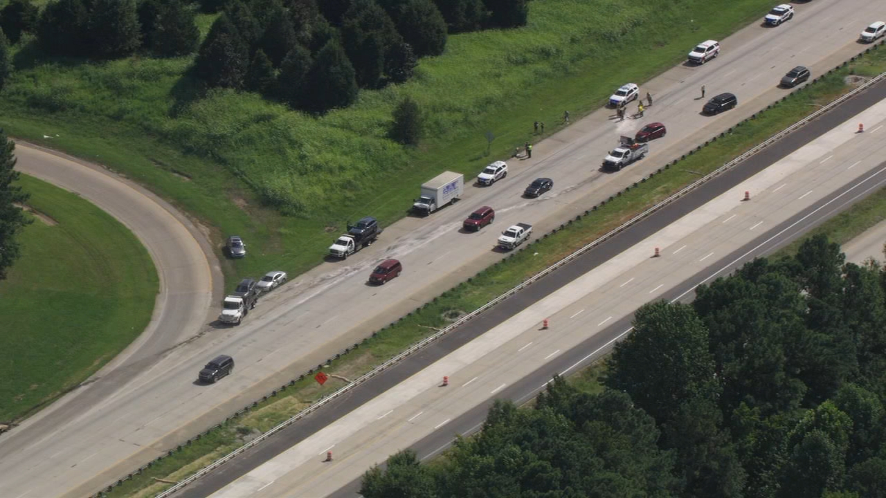 Multi-vehicle crash bogs down US 1 near Walnut St. in Cary