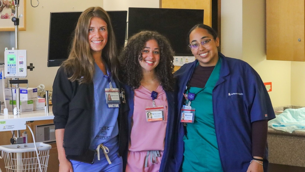 Jefferson Abington Hospital mentors students in Pre-Med Program
