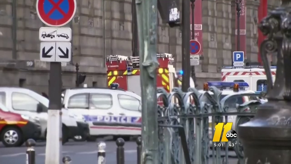 Paris police: Soldier opens fire outside Louvre