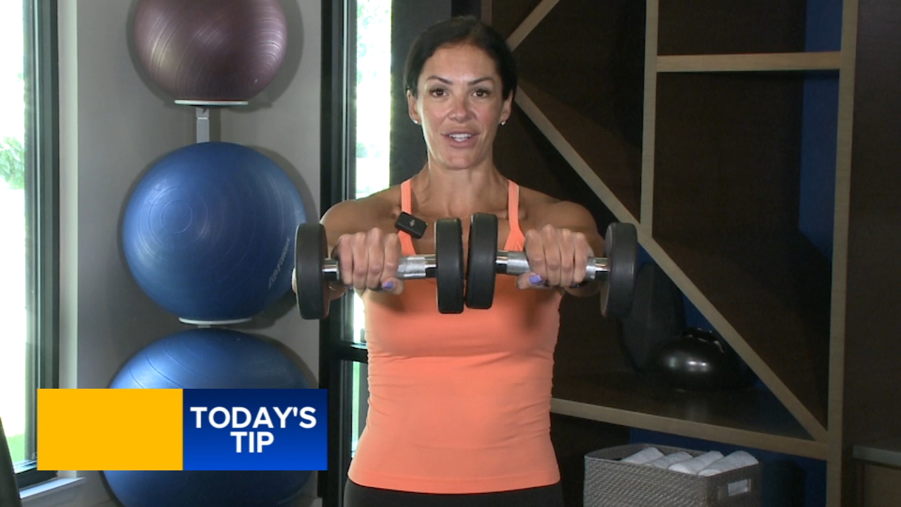 Fitness tip: Weighted circle and press to work shoulders