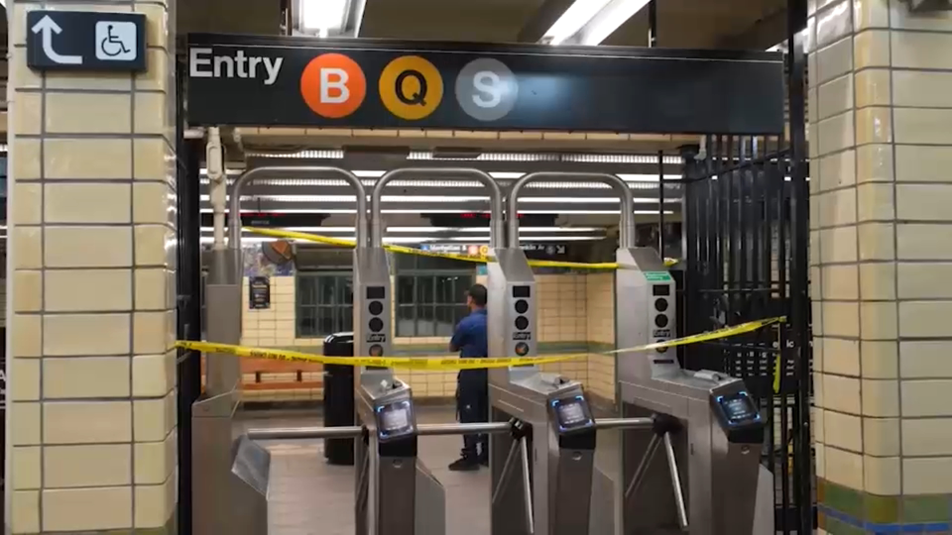 Man fatally struck by Q train in Brooklyn following dispute