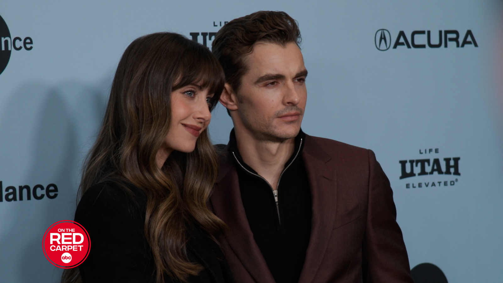 Alison Brie and Dave Franco Bare All in Rom-Com 'Somebody I Used to Know' |  Vanity Fair, image size:1600x900