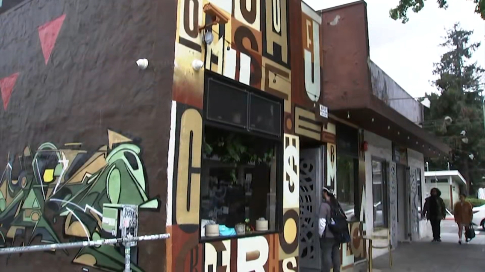 Palestinian coffee shop owner in Oakland responds to Department of Justice antisemitism lawsuit