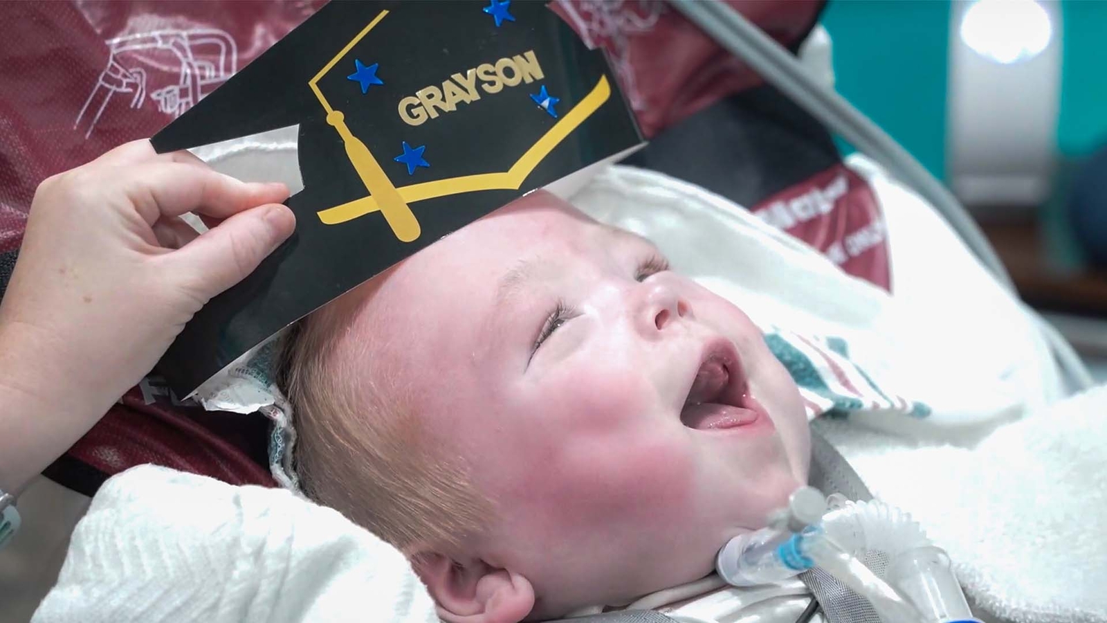 Inspiring 1-year-old comes home after 597 days in the hospital