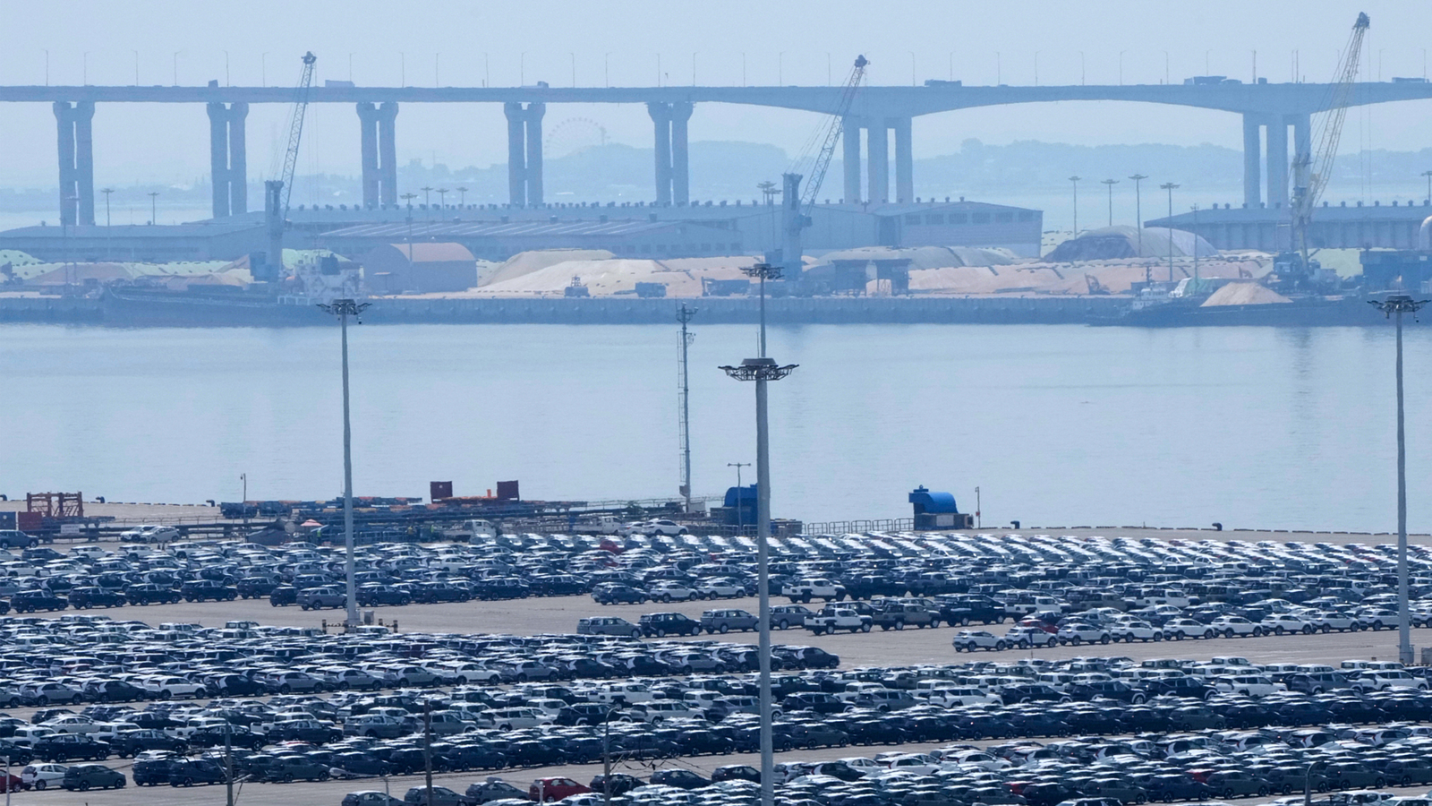 Trump's new tariffs give some countries a break, while shares and US dollar sink