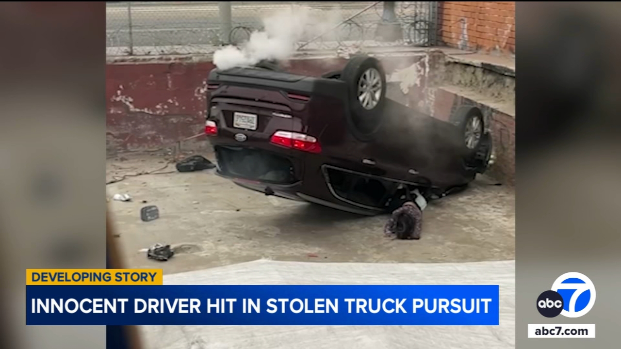 Chase suspect crashes into another car in downtown Los