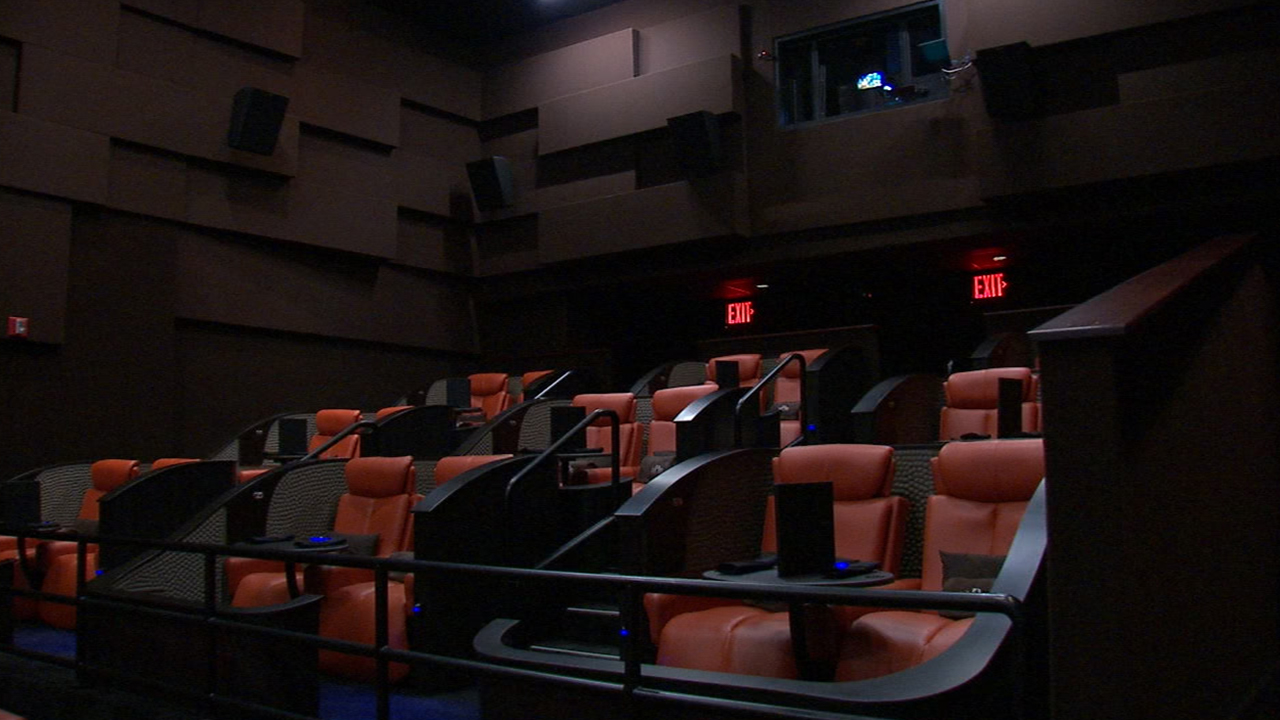Theater chains try new ways to lure moviegoers