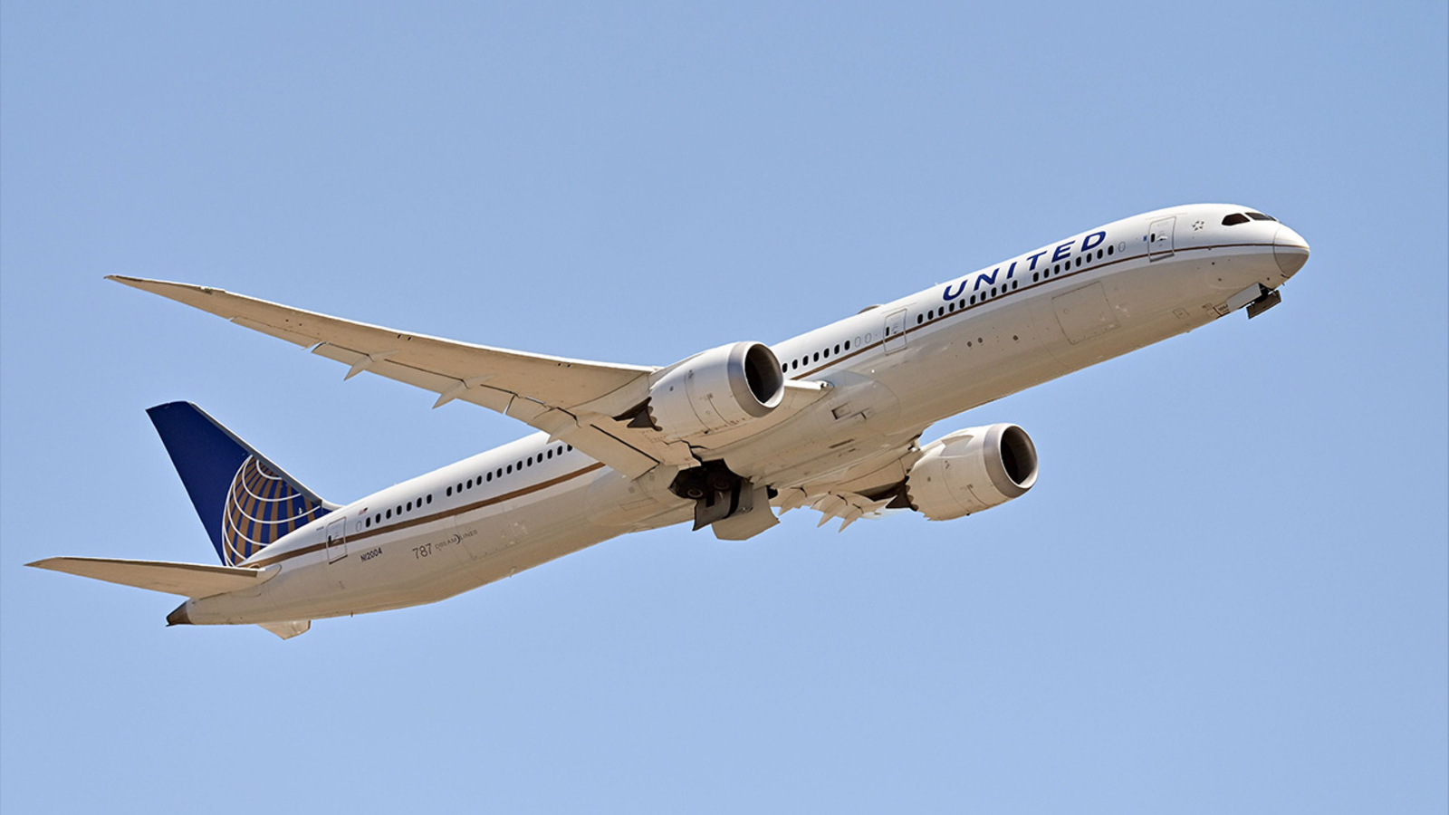 Ground stop issued for United Airlines flights across US, FAA says