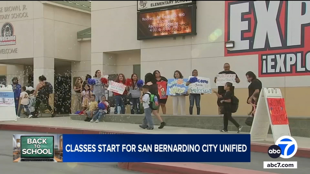 San Bernardino students start new school year with AI technology
