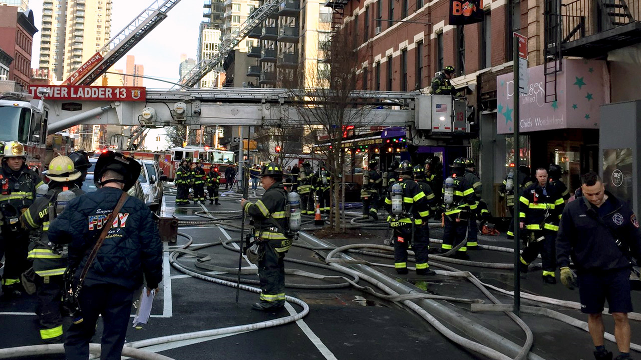 Large fire spreads after starting in basement of an UES building