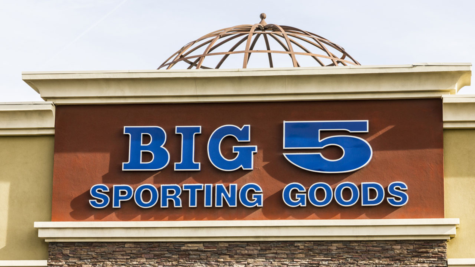 former-big-5-employee-sues-company-saying-she-was-forced-to-sell-gun