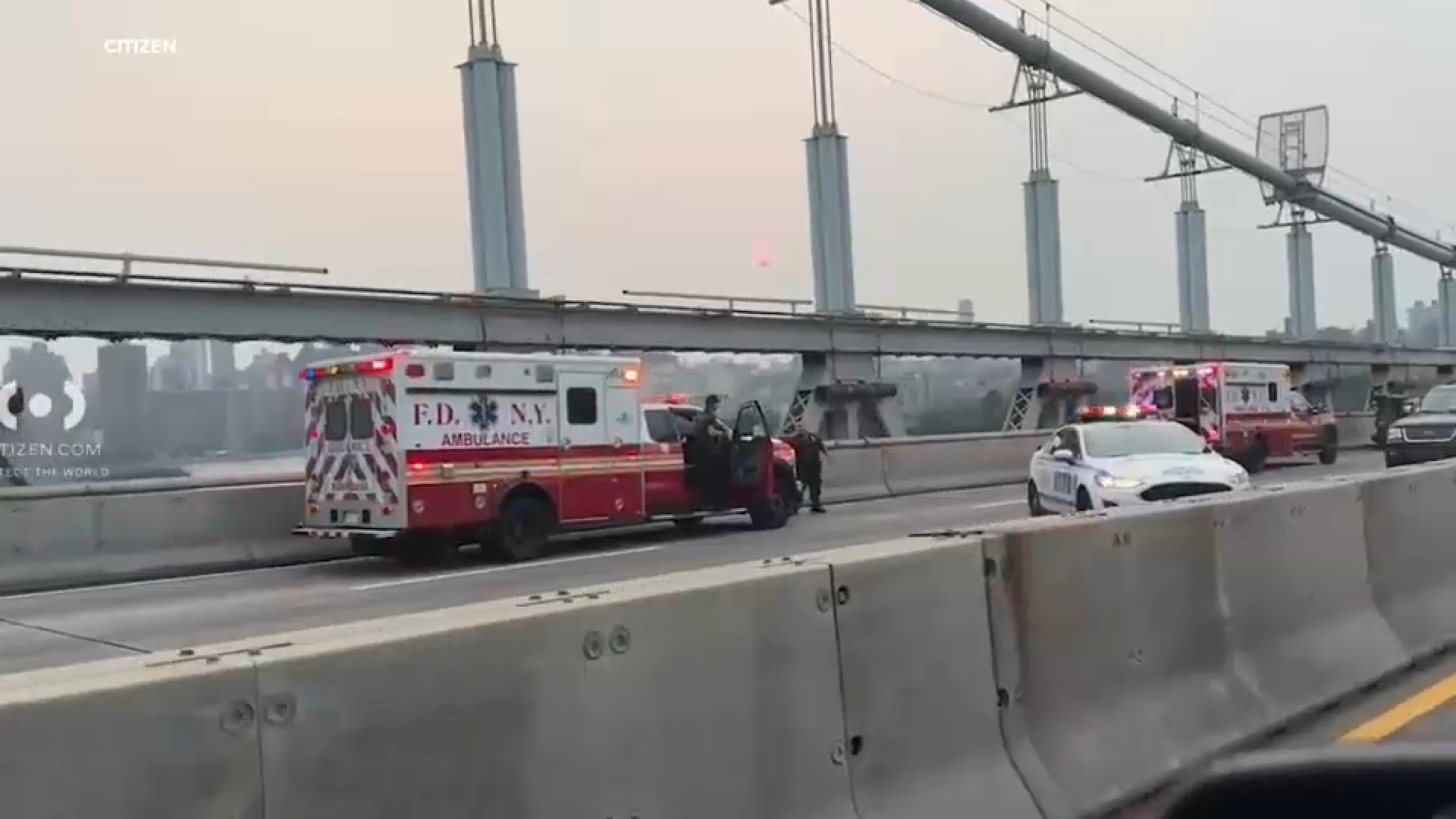 6 people injured in multi-car crash on the RFK bridge