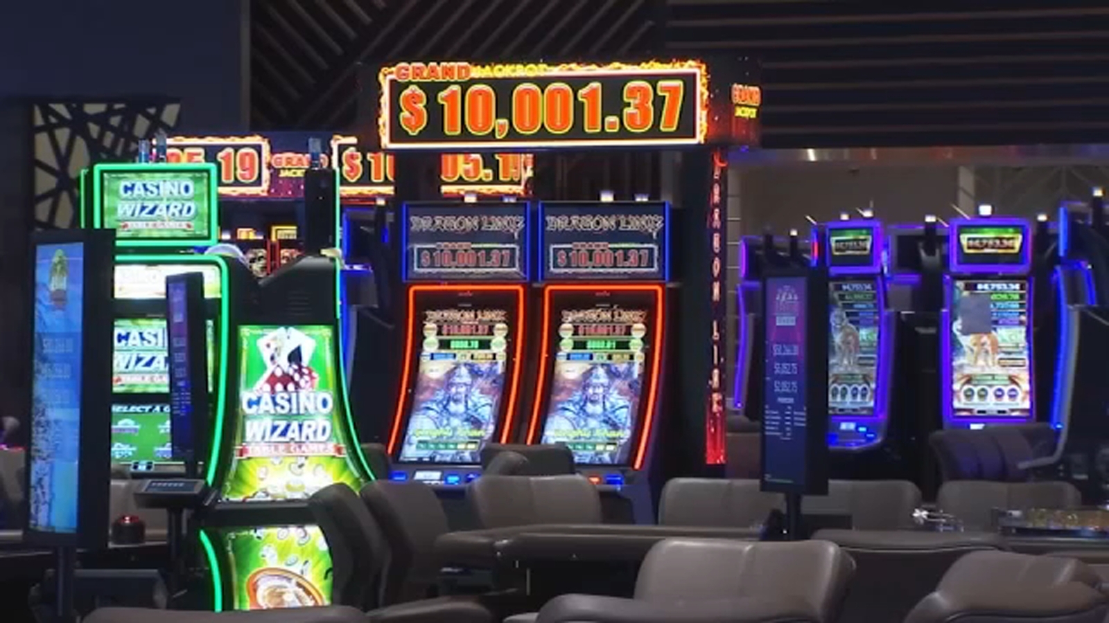 Table Mountain Casino beginning alcohol service on gambling floor 2 weeks early