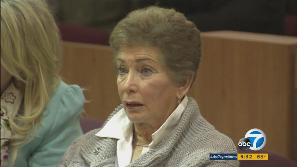 Tennis umpire suing LAPD over arrest in husband's death