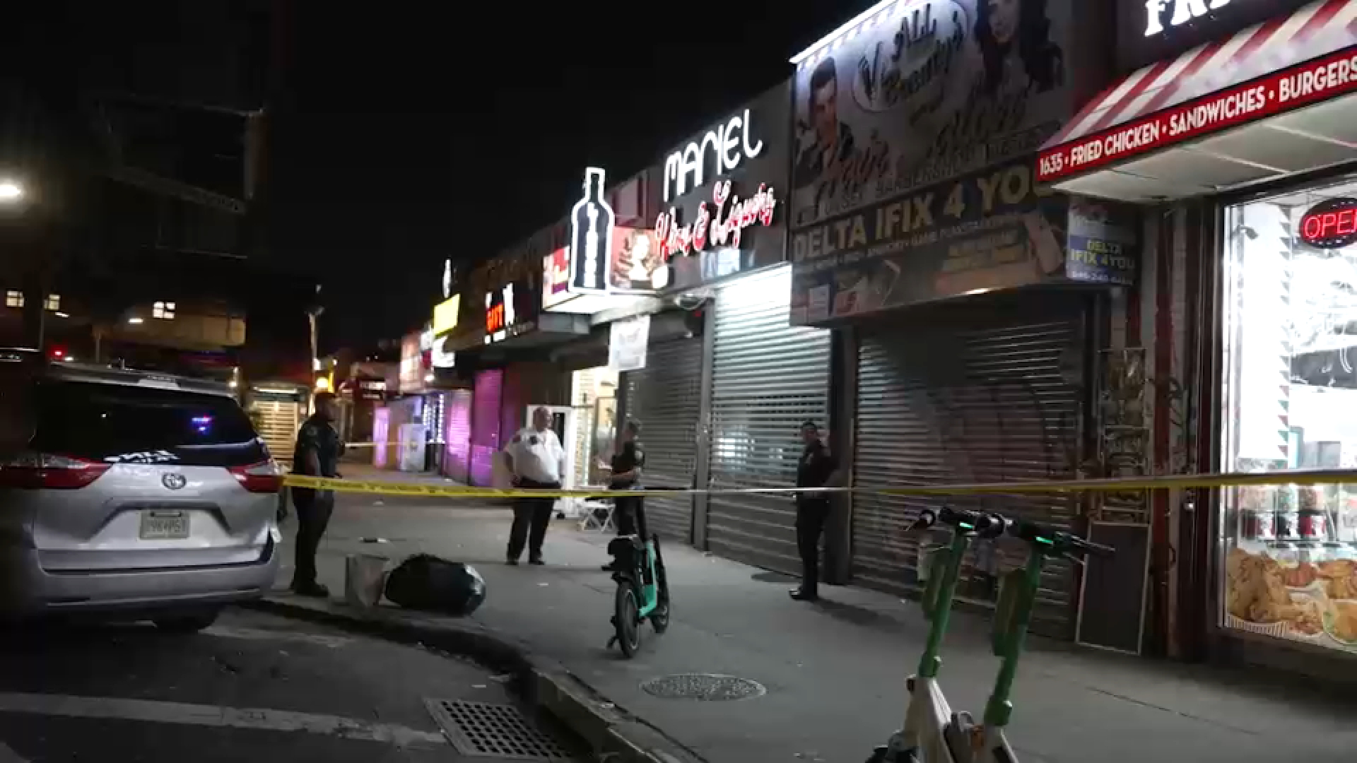 Man shot in head outside Bronx smoke shop