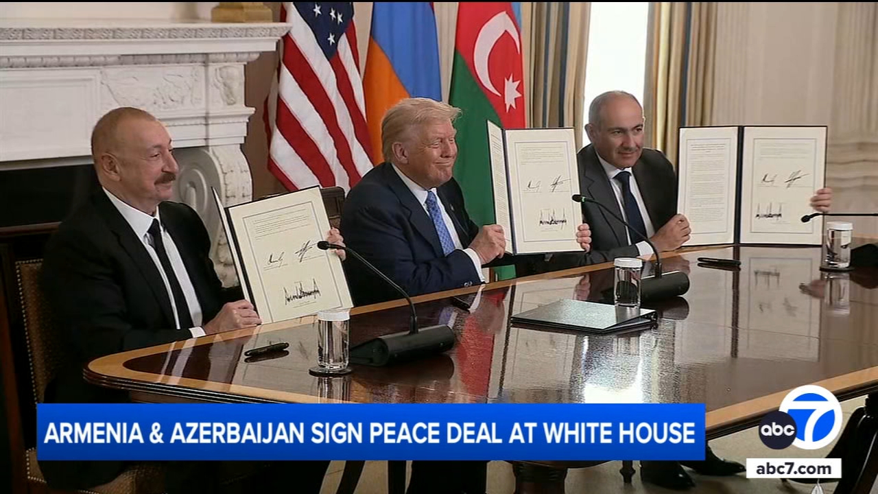 Leaders of Armenia and Azerbaijan sign agreement at peace summit