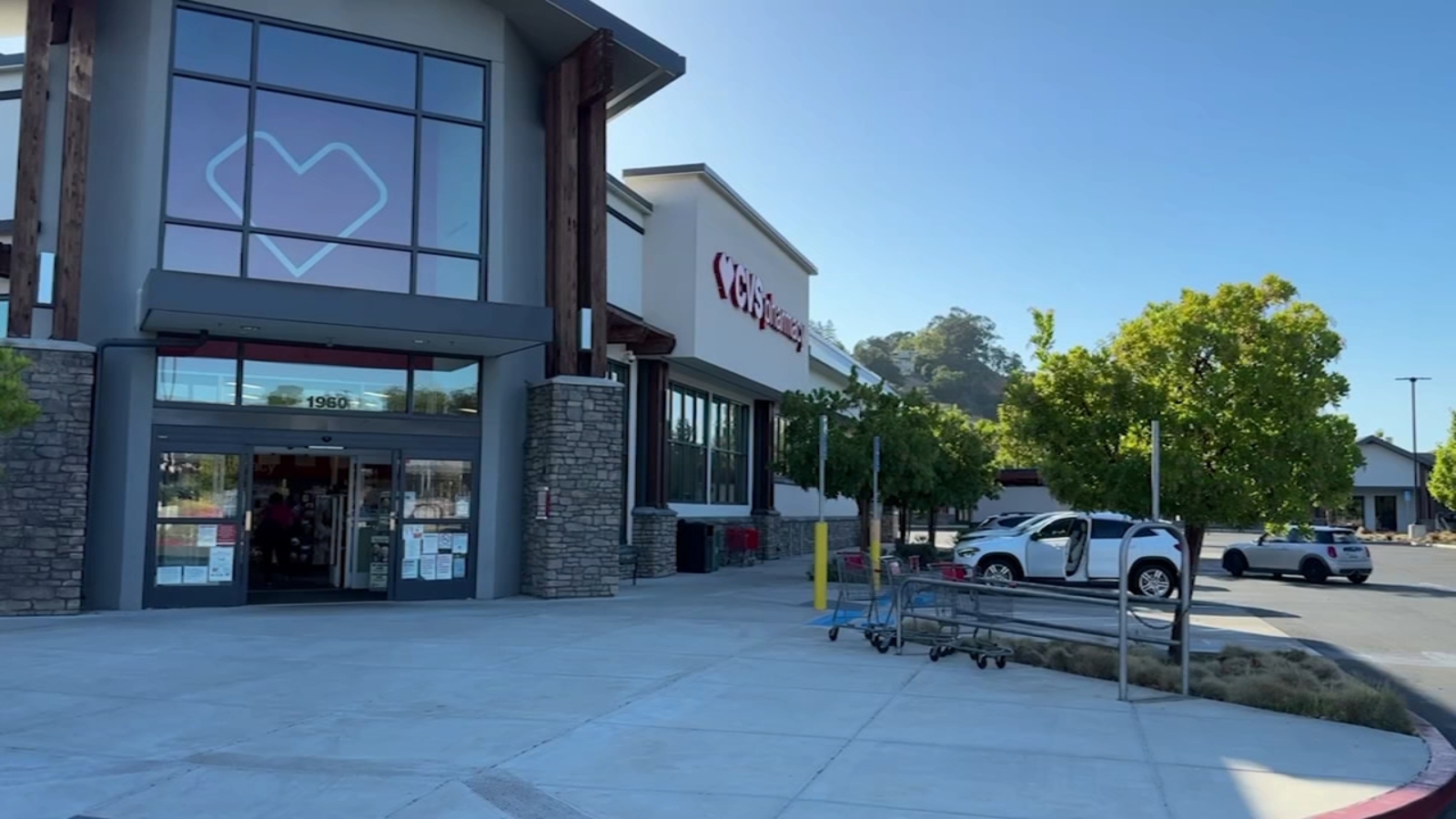 4 teens arrested in attack of elderly man in Walnut Creek, police say