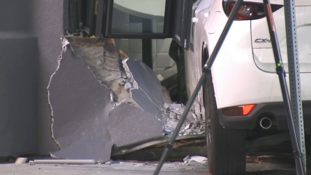 'Chain reaction' of events lead to deadly Burlingame crash: police
