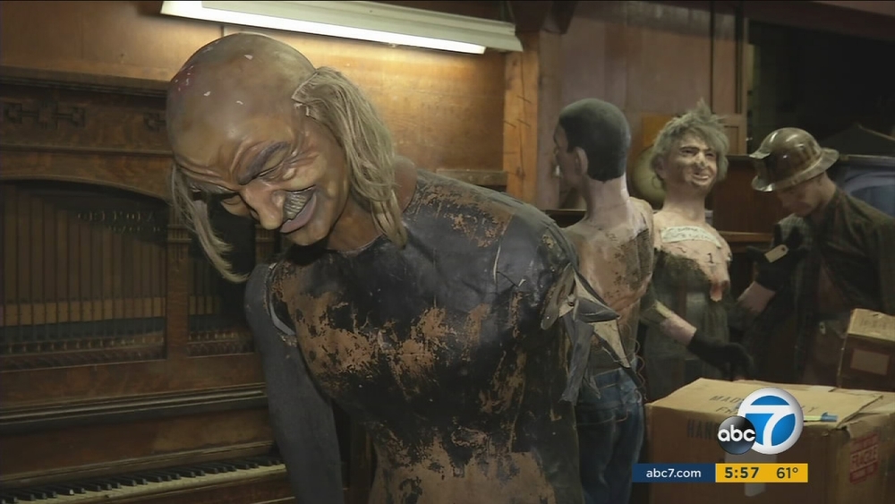 Knott's Berry Farm to auction off vintage park items