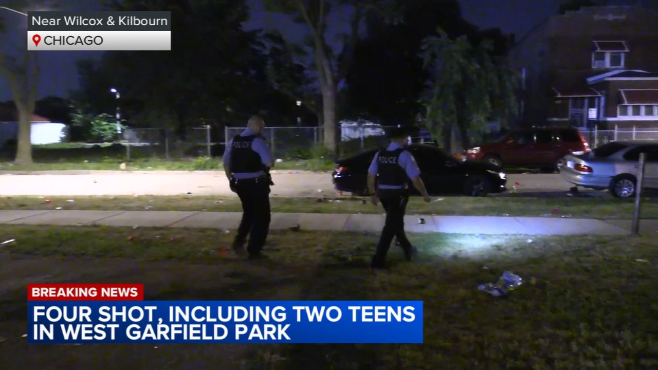 4 shot, 2 seriously hurt in West Garfield Park shooting, police say