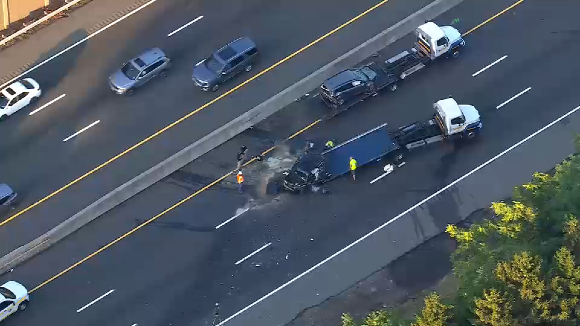 2-car crash on NYS Thruway kills 1 person in Clarkstown, Rockland