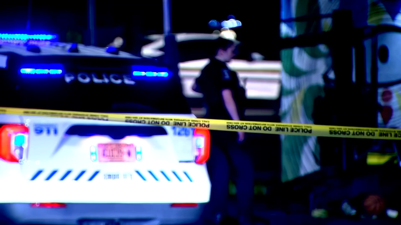 Comedian, 2 others injured in Charlotte shooting