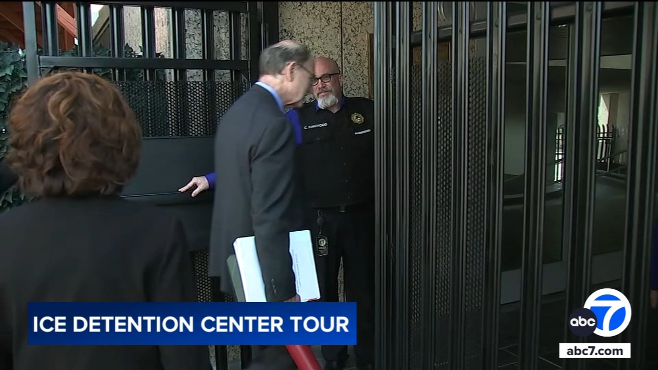 Congress members tour ICE facility in DTLA, describe conditions inside