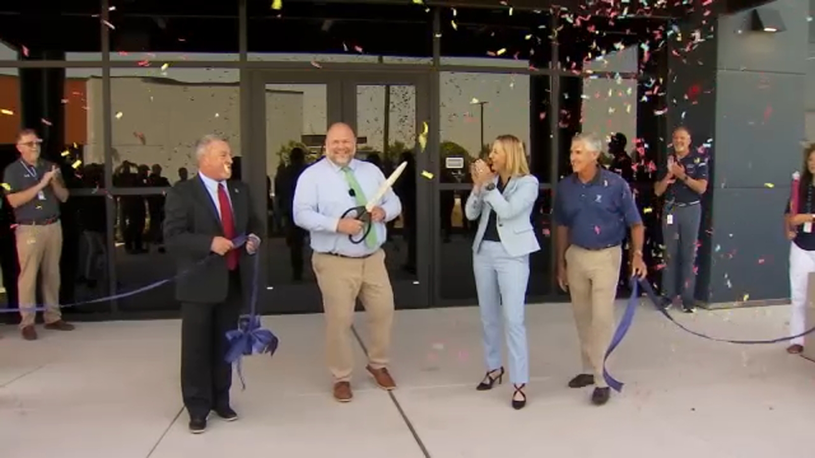 Clovis Online School celebrates opening of new building