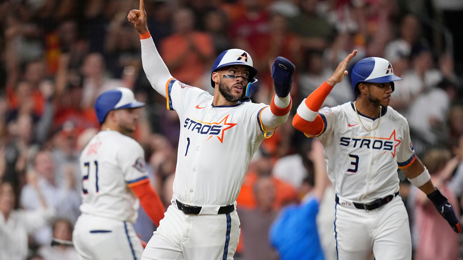 Astros Edge Red Sox 7-6 in Correa, Bregman Returns at Daikin Park