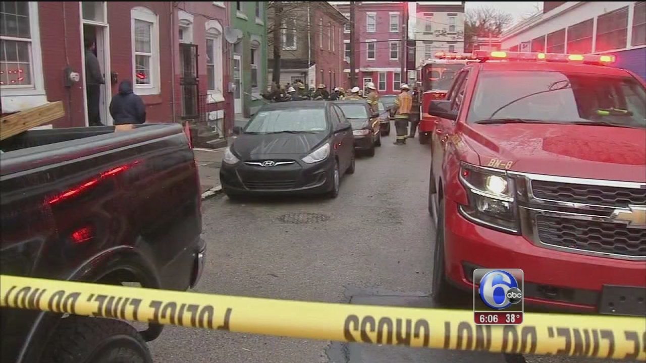 4 hospitalized after possible CO leak in North Philadelphia 