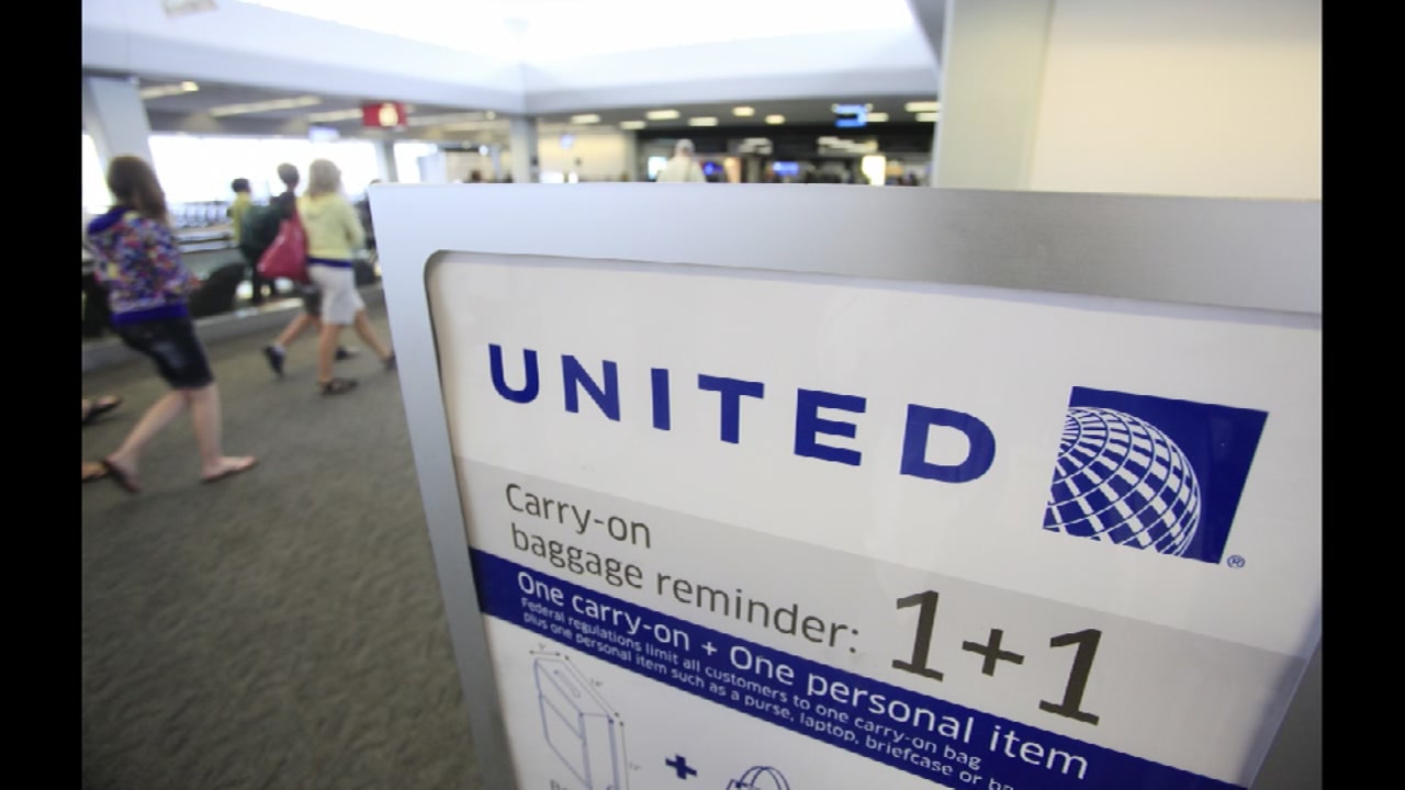 United Airlines: Pilot taken off San Francisco-bound flight
