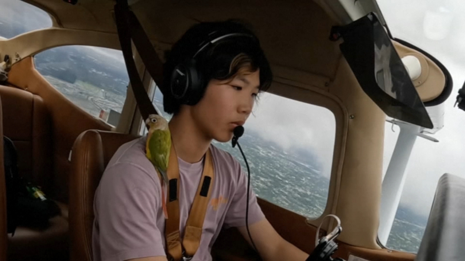 Stranded in Antarctica: Teen Influencer's Fundraising Dream Turns into a Cold Nightmare!