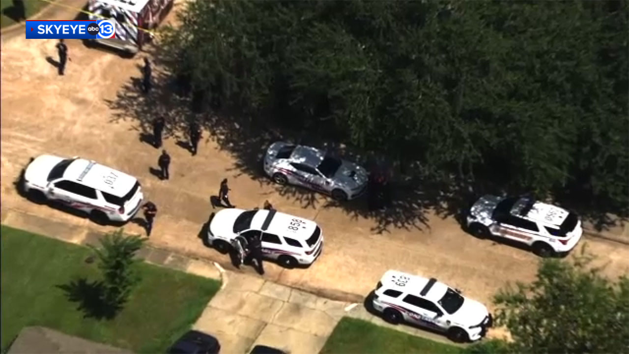 1 man dead in child custody dispute in NW Harris County, sheriff said