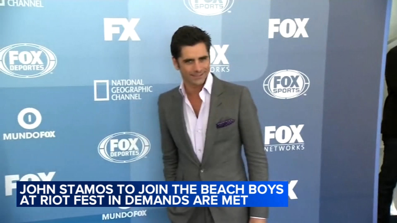 John Stamos has list of demands before attending Riot Fest
