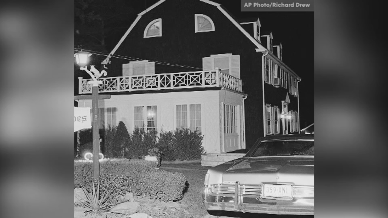 'AMITYVILLE HORROR' HOUSE SELLS FOR LESS THAN ASKING PRICE