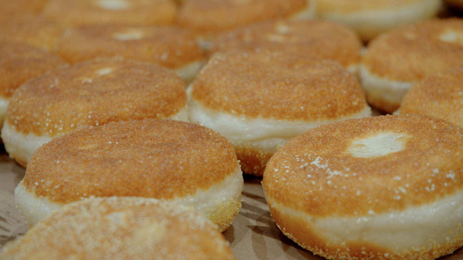 Model Bakery opens new restaurant featuring sough-after English muffins