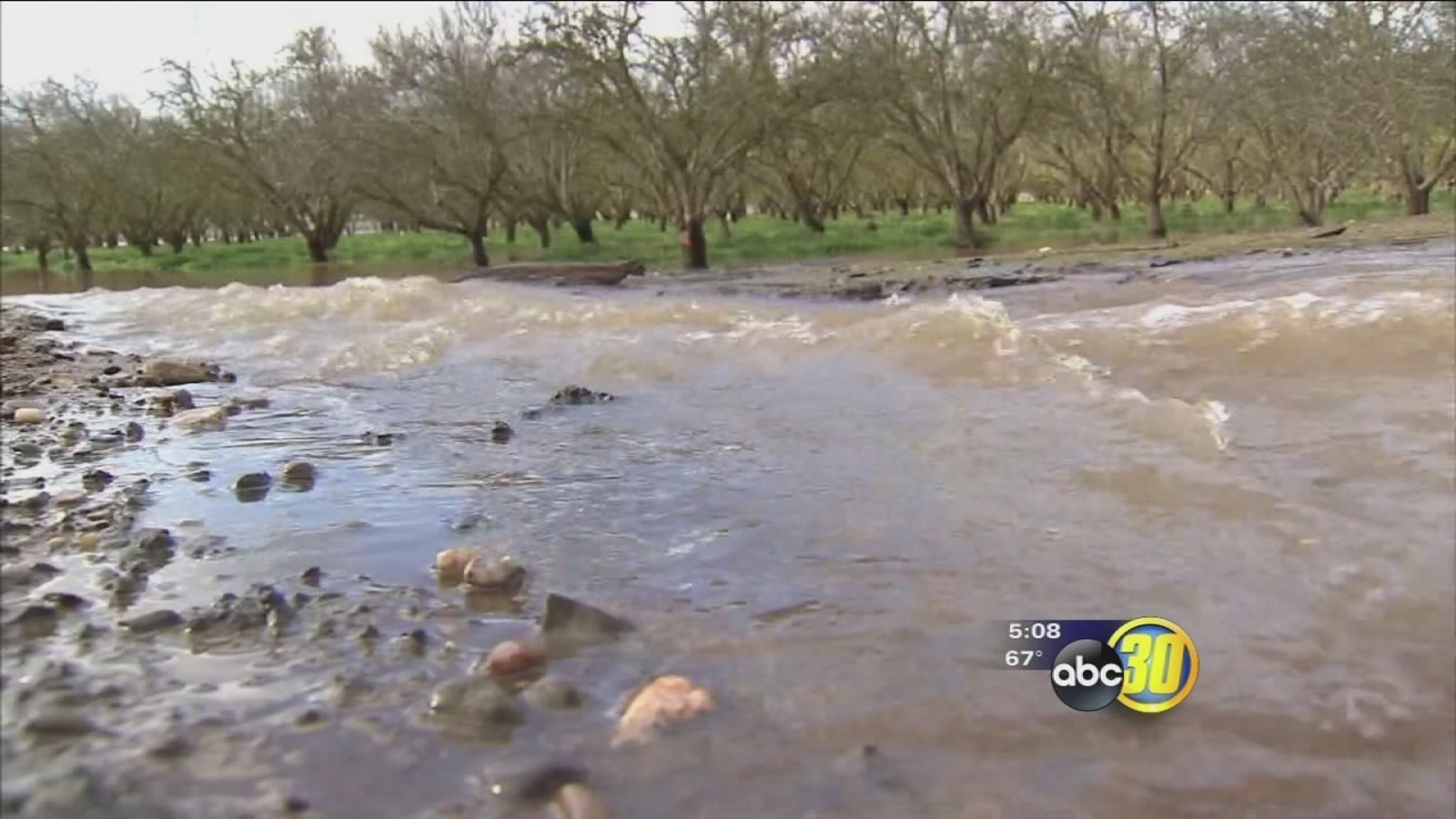 Crews working to prevent creeks from overflowing in Merced County