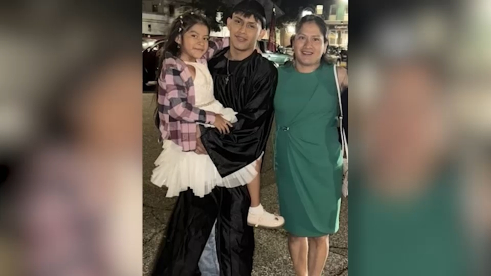 7-year-old, teen brother and mother detained by ICE after immigration check-in in Lower Manhattan