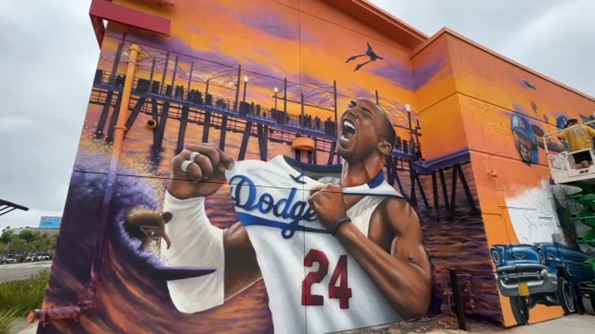 New Kobe Bryant Dodger-themed mural outside Redondo Beach